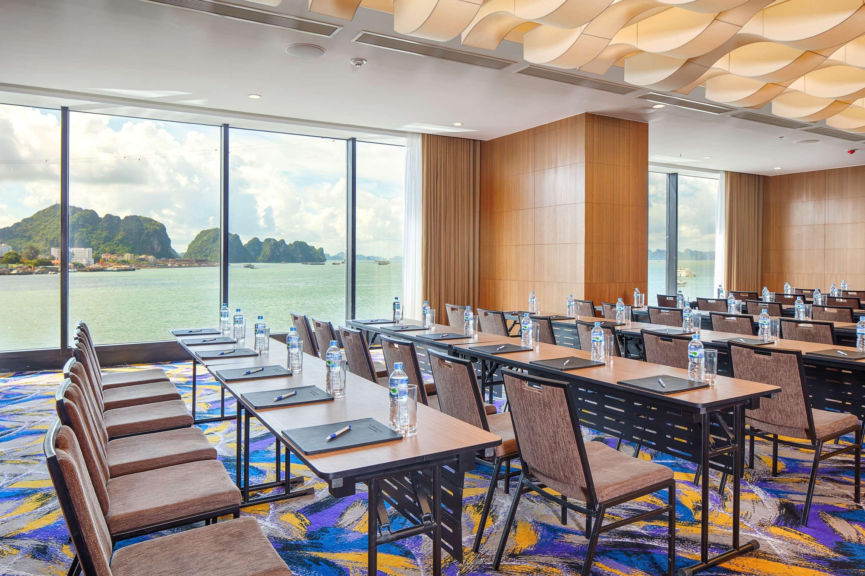 מלון הלונג Wyndham Legend Halong מראה חיצוני תמונה Meeting room
