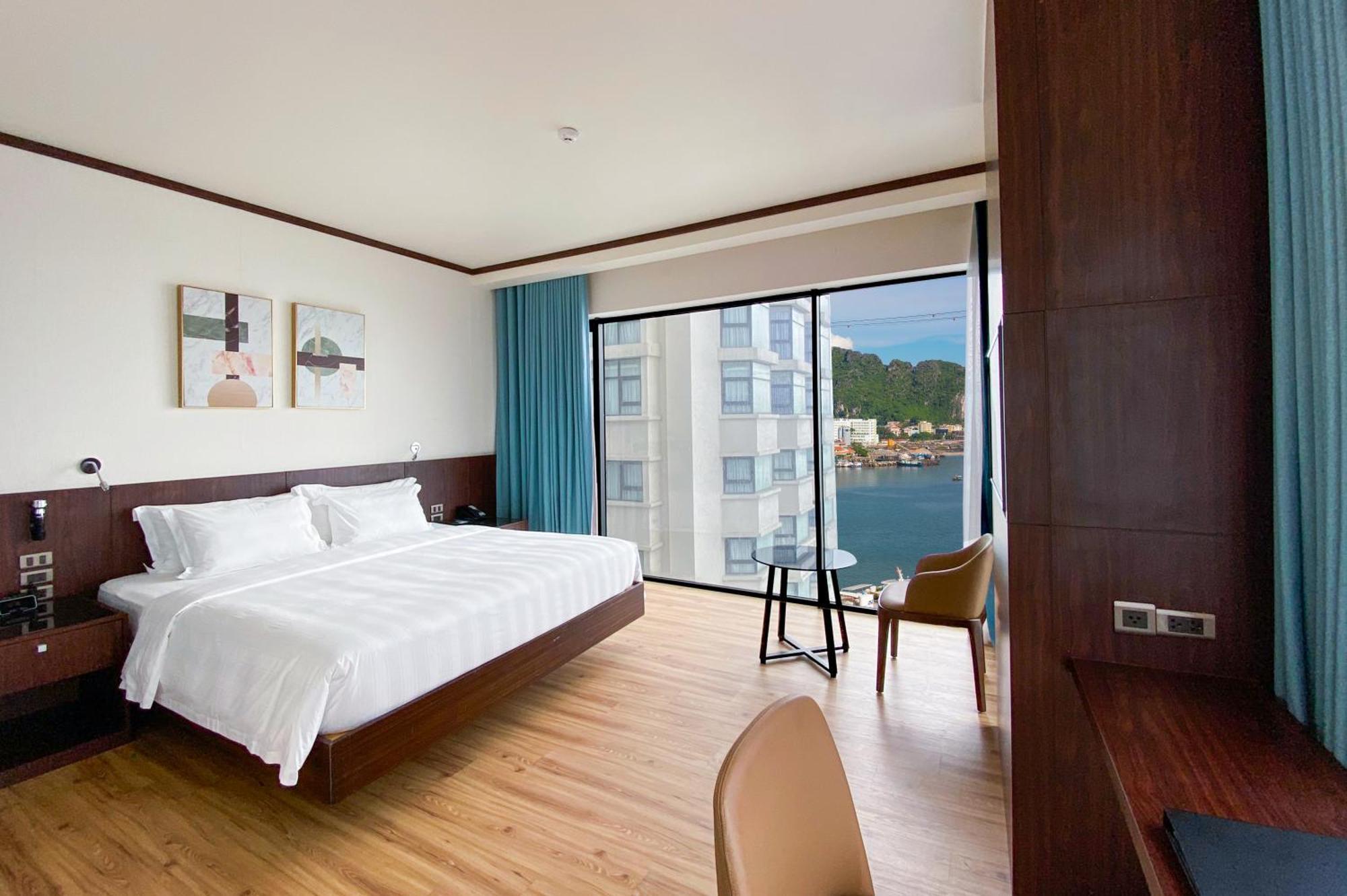 מלון הלונג Wyndham Legend Halong מראה חיצוני תמונה Deluxe Ocean View