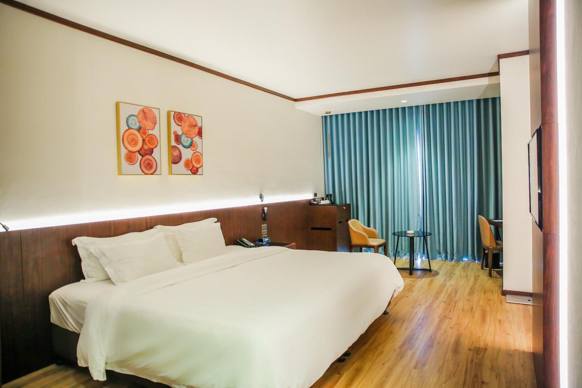 מלון הלונג Wyndham Legend Halong מראה חיצוני תמונה Deluxe Room